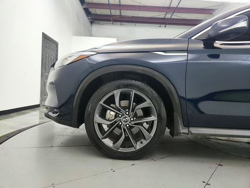 Used 2019 INFINITI QX50 Essential w/ Sensory Package FWD image 32