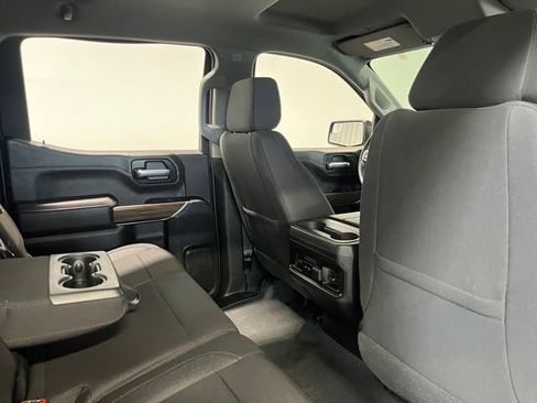 Used 2022 Chevrolet Silverado 1500 LT Trail Boss w/ LPO, Dark Essentials Package AWD/4WD image 14