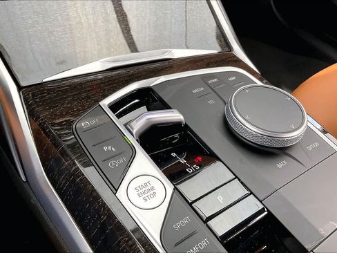 Used 2023 BMW 330i Sedan w/ Driving Assistance Package RWD image 24