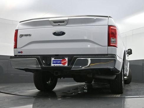 Used 2017 Ford F150 Lariat RWD image 27