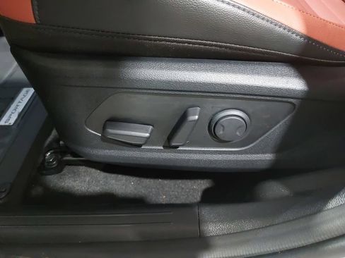 Used 2024 Kia Sportage SX AWD/4WD image 30