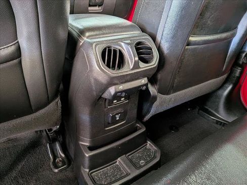 Used 2021 Jeep Wrangler Unlimited Sahara AWD/4WD image 24