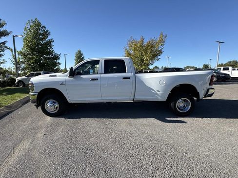 New 2026 RAM 3500 Tradesman w/ Chrome Appearance Group A image 5