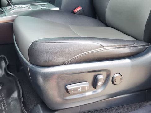 Used 2023 Toyota 4Runner SR5 Premium w/ Moonroof Package RWD image 23