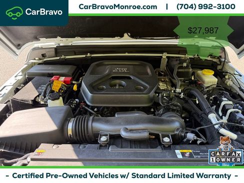 Used 2023 Jeep Wrangler Unlimited Sahara AWD/4WD image 14