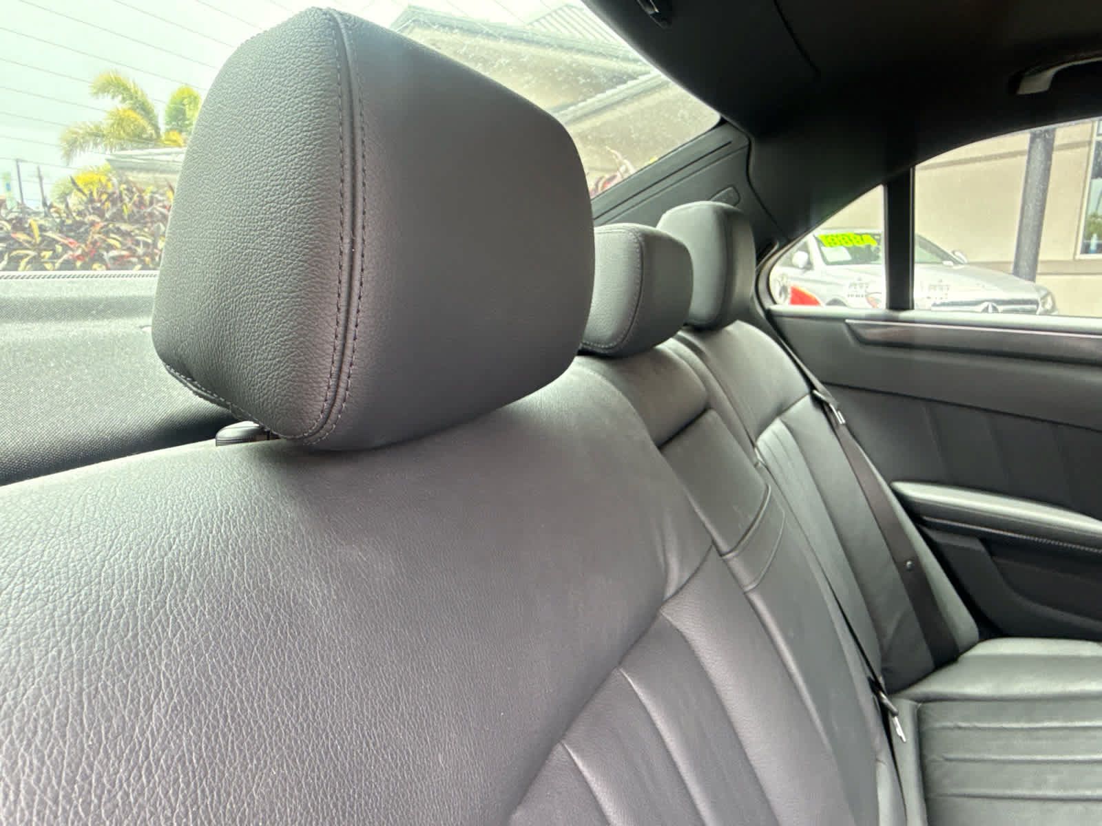 Used 2010 Mercedes-Benz E 550 Sedan image 21