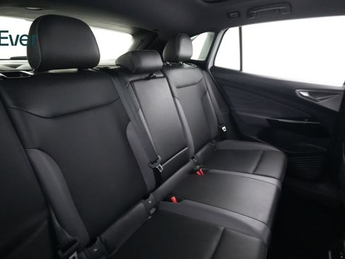 Used 2023 Volkswagen ID.4 Pro S Plus AWD/4WD image 5
