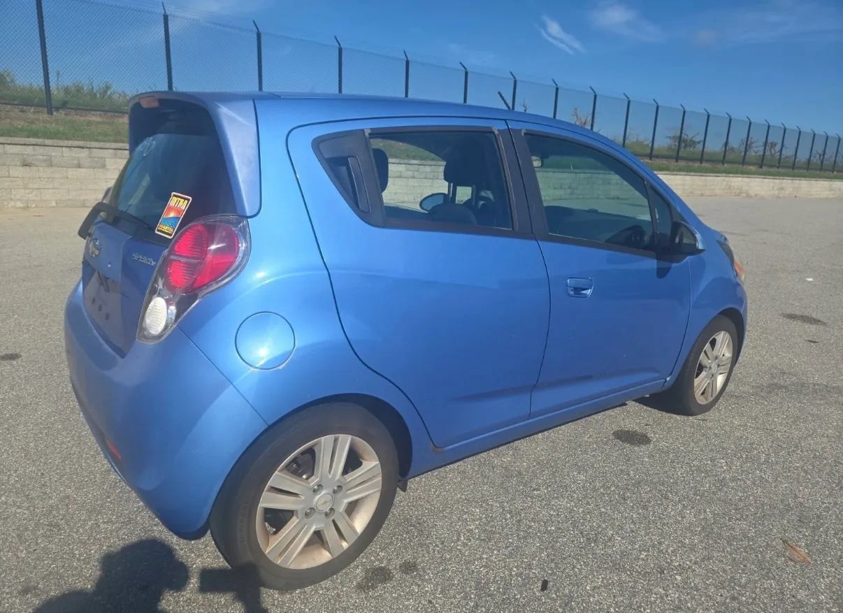 Used 2014 Chevrolet Spark LT FWD image 4