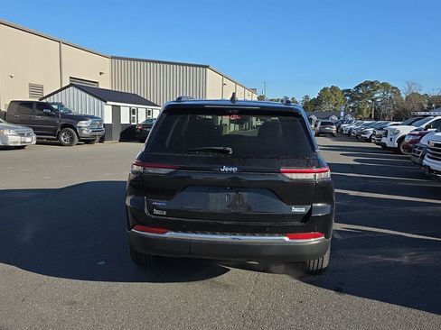 Used 2022 Jeep Grand Cherokee Limited 4xe w/ Luxury Tech Group II image 14