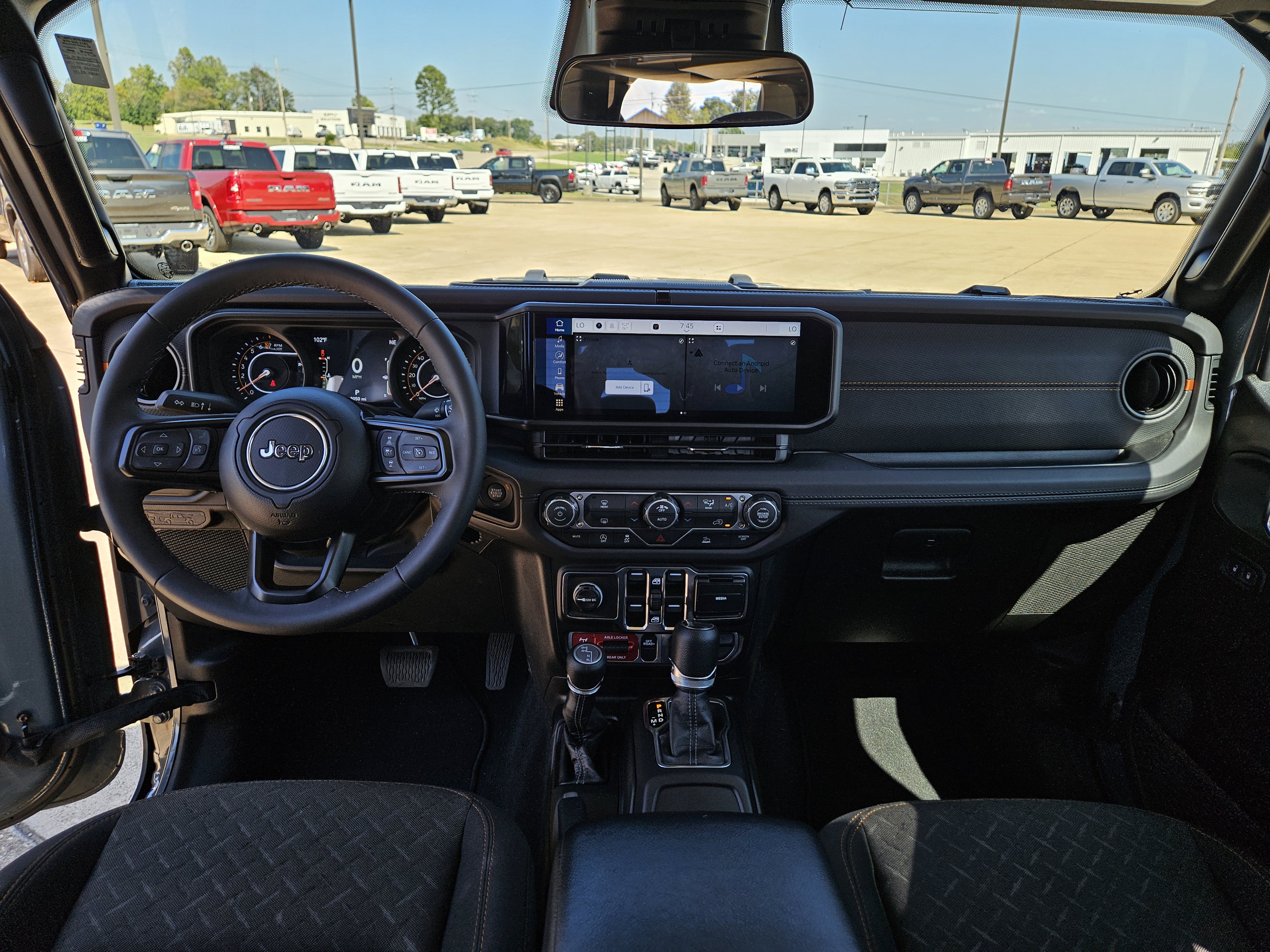 Used 2026 Jeep Gladiator Mojave AWD/4WD image 18