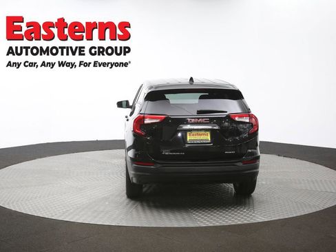 Used 2022 GMC Terrain SLE image 37