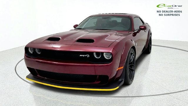 Used 2023 Dodge Challenger SRT Hellcat RWD image 3
