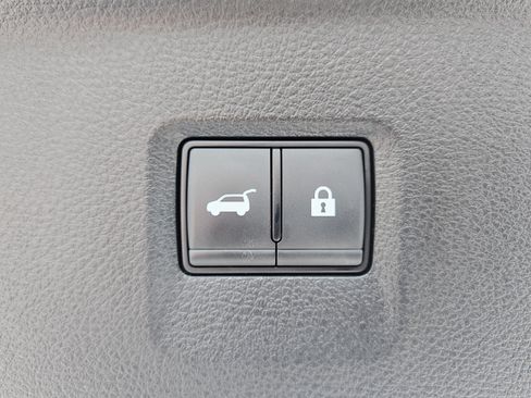 Used 2023 INFINITI QX60 Sensory w/ Vision Package AWD/4WD image 31