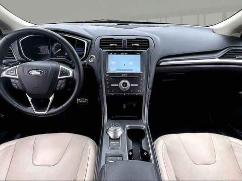 Used 2017 Ford Fusion Energi Titanium image 7
