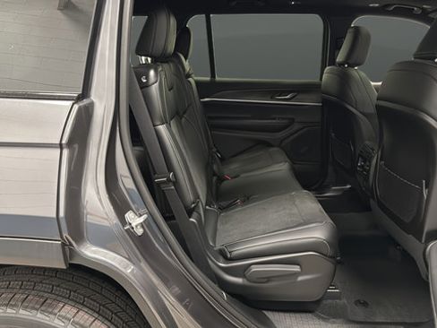 New 2026 Jeep Grand Cherokee L 4WD image 25