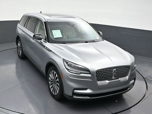 Used 2023 Lincoln Aviator Reserve image 24