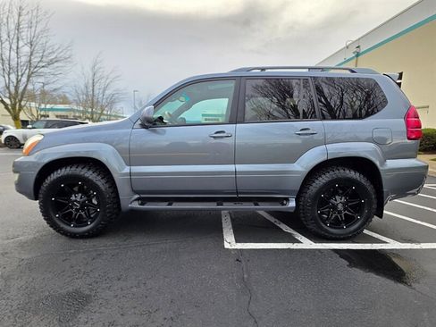 Used 2005 Lexus GX 470 image 3