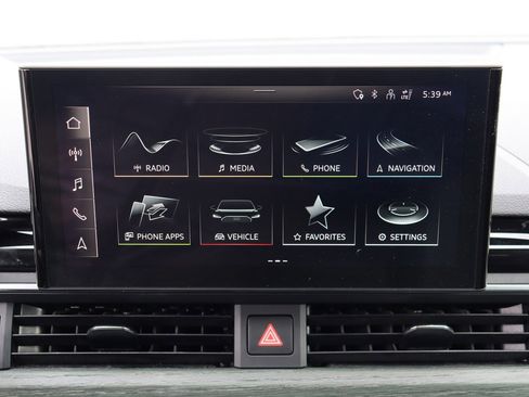 Used 2021 Audi A4 2.0T Premium w/ Convenience Package image 33