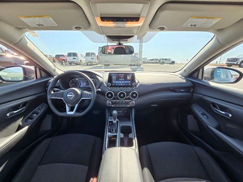 Used 2025 Nissan Sentra SV image 26