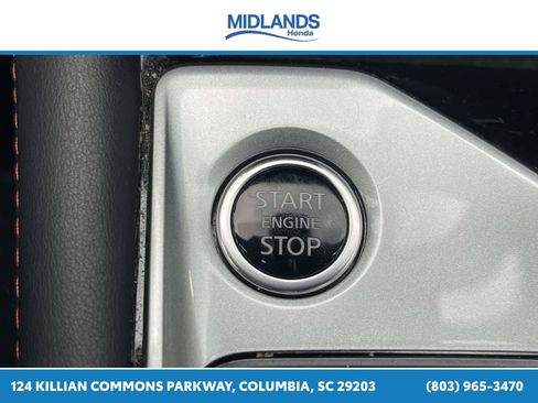 Used 2023 Nissan Altima 2.5 SR AWD/4WD image 29