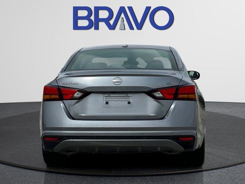 Used 2023 Nissan Altima 2.5 SV image 7