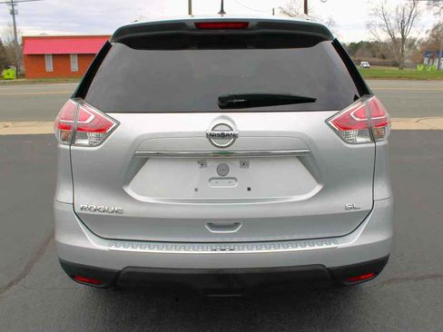 Used 2016 Nissan Rogue SL w/ SL Premium Package image 7