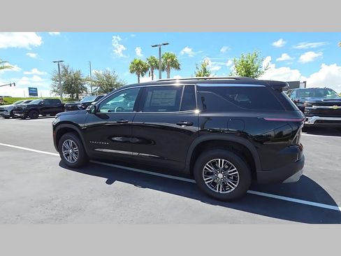 New 2026 Chevrolet Traverse LT w/ Driver Confidence Package FWD image 22