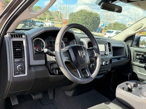 Used 2019 RAM 1500 Express w/ Express Value Package image 16