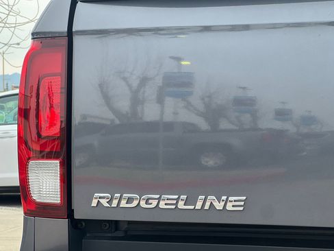Used 2020 Honda Ridgeline RTL-E image 12
