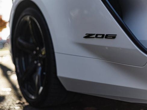 Used 2024 Chevrolet Corvette Z06 w/ Stealth Interior Trim Package RWD image 10
