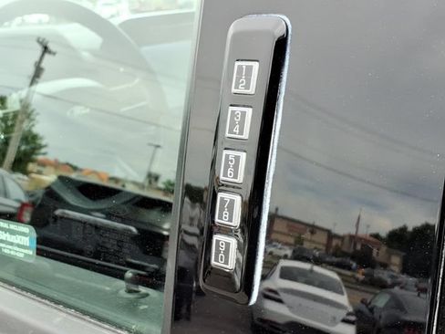 Used 2024 Ford F150 Lariat AWD/4WD image 14