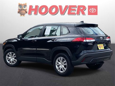 Used 2025 Toyota Corolla Cross L image 5