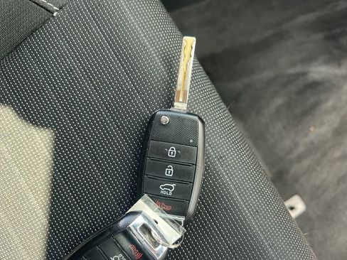 Used 2020 Kia Sportage LX w/ LX Popular Package image 23