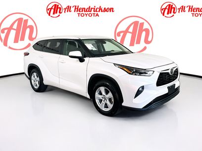 Used 2024 Toyota Highlander LE