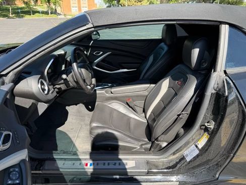 Used 2022 Chevrolet Camaro SS RWD image 11