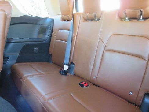 Used 2022 Nissan Pathfinder Platinum w/ Cargo Package image 20