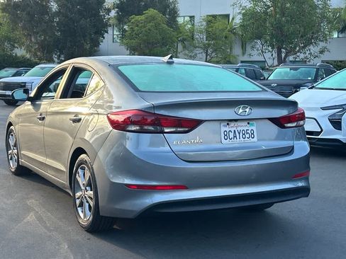 Used 2018 Hyundai Elantra Value Edition w/ Cargo Package FWD image 2