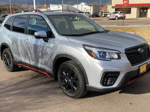 Used 2019 Subaru Forester Sport image 3