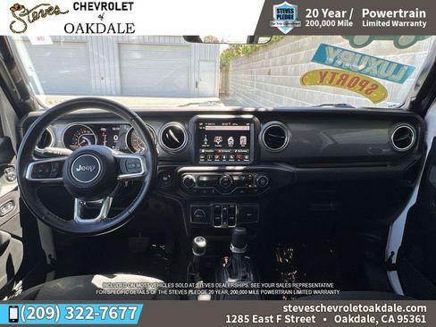 Used 2022 Jeep Wrangler Unlimited Sahara AWD/4WD image 24