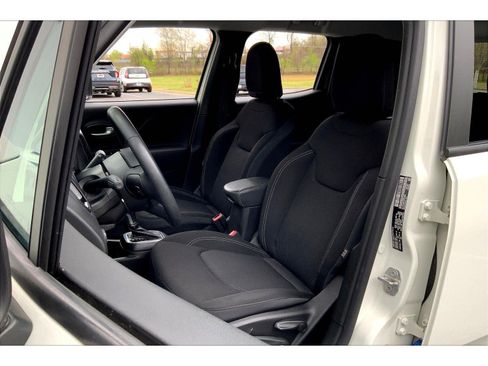 Used 2023 Jeep Renegade Altitude AWD/4WD image 23
