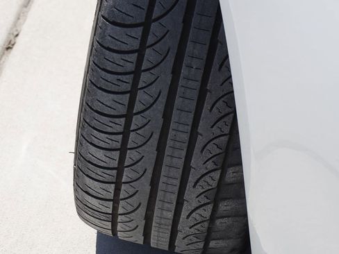 Used 2016 Mercedes-Benz E 350 Sport image 5