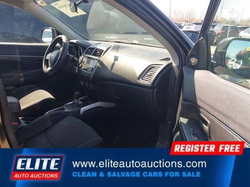 Used 2014 Mitsubishi Outlander Sport ES image 9