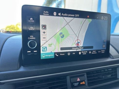 Used 2023 Honda Pilot Touring image 15