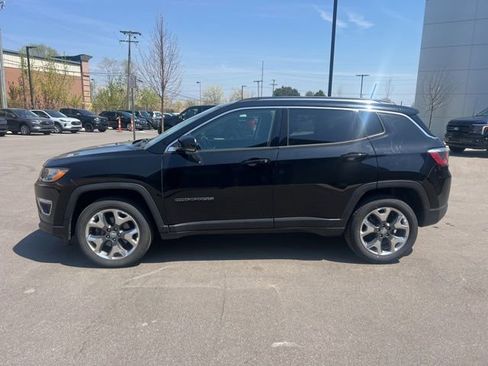 Used 2019 Jeep Compass Limited AWD/4WD image 8