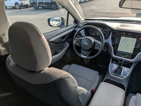 Certified 2025 Subaru Outback Premium image 9