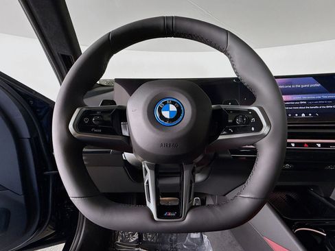 New 2026 BMW 550e xDrive AWD/4WD image 11