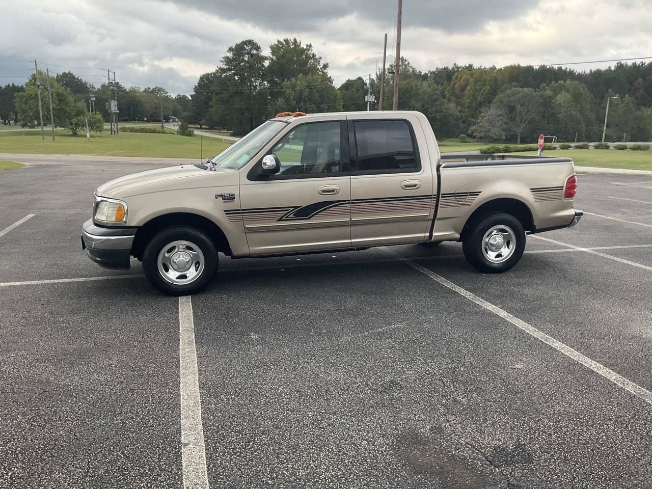 Used 2001 Ford F150 XLT RWD image 14