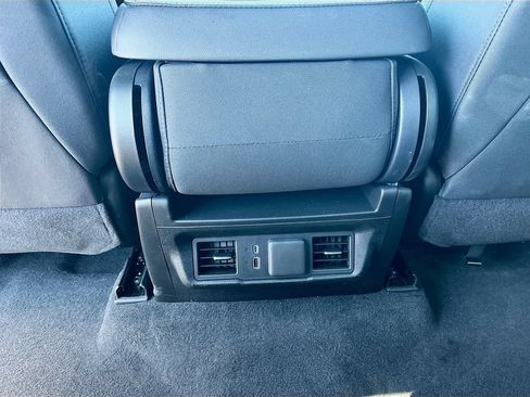 Used 2025 Chevrolet Silverado 1500 LT AWD/4WD image 24