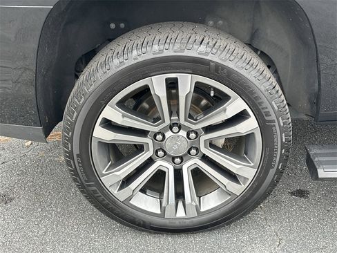 Used 2017 GMC Yukon Denali w/ Open Road Package image 17