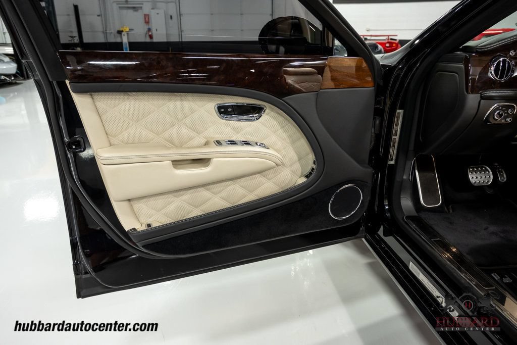Used 2016 Bentley Mulsanne RWD image 16